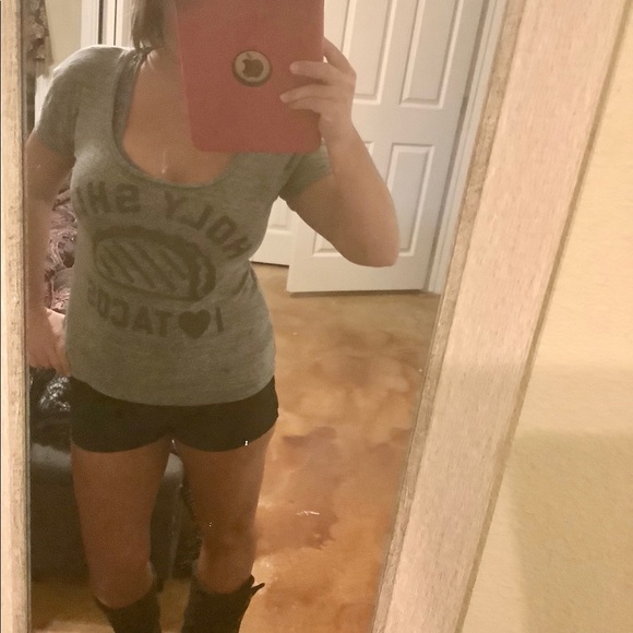 NEW LISTING‼️CHIVERY BUY ME BRUNCH Taco Tee - Picture 2 of 16